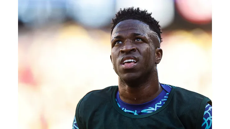 SANTA CLARA, CALIFORNIA - JULY 02: Vinicius Junior of Brazil warms up prior to the CONMEBOL Copa America 2024 Group D match between Brazil and Colombia at Levi's Stadium on July 02, 2024 in Santa Clara, California. (Photo by Lachlan Cunningham/Getty Images)