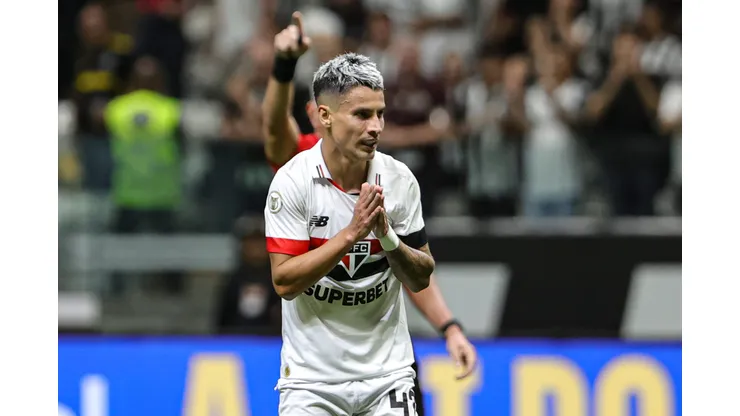 Ferreirinha voltou ao time titular do São Paulo