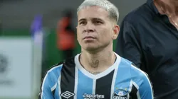 Soteldo não se reapresenta e é multado pelo Grêmio.