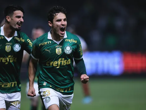 Palmeiras bate o Atlético-GO pelo Brasileirão e continua na luta pelo título