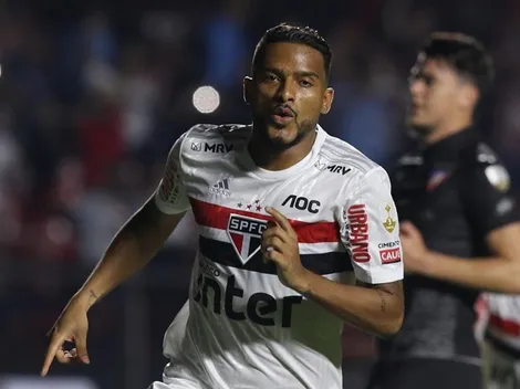 Reinaldo 'implora' por apoio do torcedor após empate do São Paulo