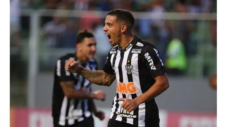 Desejo por meia clássico faz Sampaoli estudar a volta de Terans ao Galo