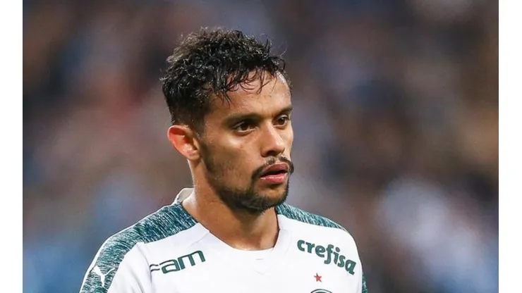 Botafogo intensifica negociação por Scarpa e Barros manda recado