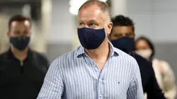 Mano Menezes explica mudança no sistema defensivo