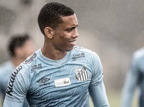 Cuca define escalação do Santos diante do Olimpia pela Libertadores