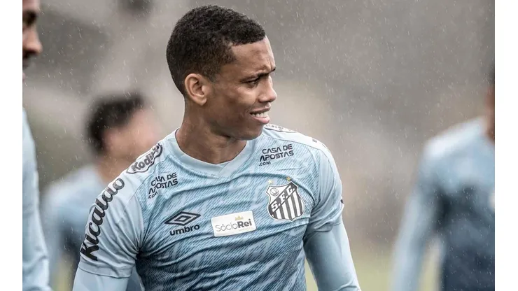 Cuca define escalação do Santos diante do Olimpia pela Libertadores