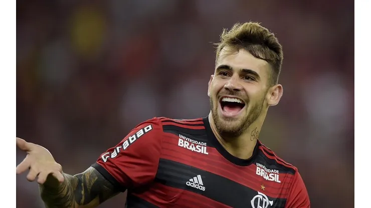Sport formaliza proposta para contratar Felipe Vizeu