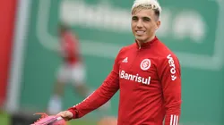 Coudet lamenta lesão de Saravia