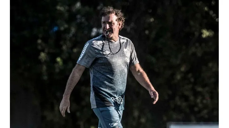 Cuca terá reforço de última hora para a partida diante do Olímpia (PAR)