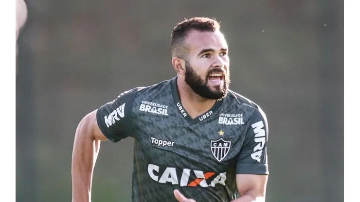 José Welison prefere esperar 'desbloqueio' do Santos na Fifa