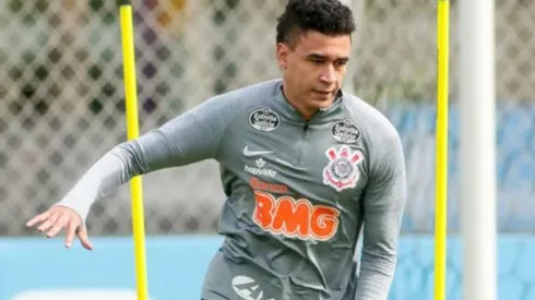 Coelho promove retorno de Cantillo ao time titular