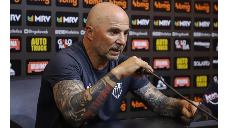 Sampaoli comemora vitória, mas 'puxa a orelha' do Atlético-MG