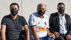 Rafael e Rubens Menin ao lado do presidente Sette Câmara (Foto: Daniela Veiga / Agência Galo / Atlético / Divulgação)