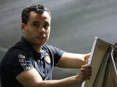 Jair pede contratação de atacante do Flamengo