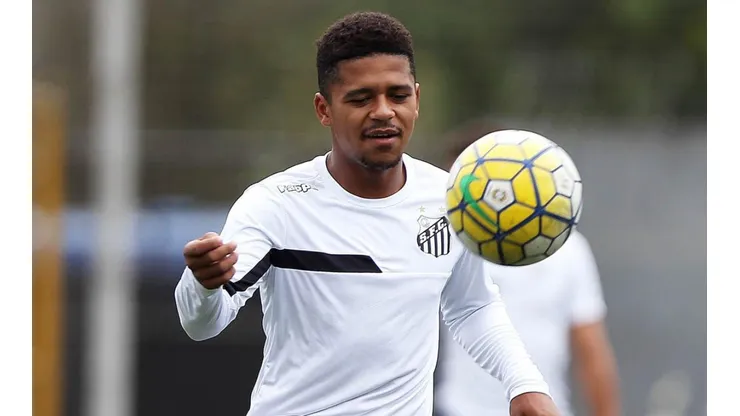 Corinthians é ágil e acerta contratação de Diogo Vitor, ex-Santos