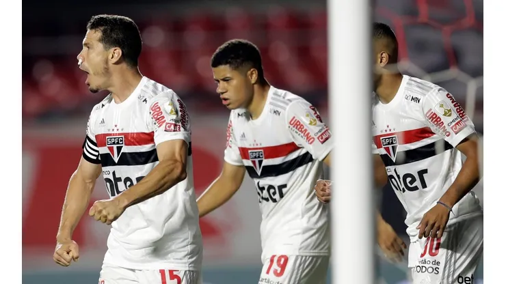 Internacional x São Paulo se enfrentam neste sábado, no Beira-Rio - (Getty Images)