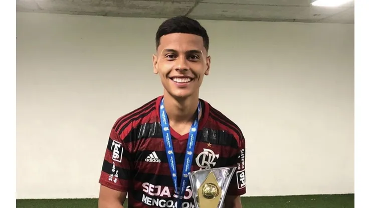 Flamengo recorre ao Sub-20 para enfrentar o Palmeiras