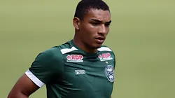 Coritiba avança em negociações e deve vender Igor Jesus ao Sharjah FC