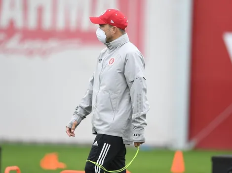 Coudet tem jogo do São Paulo como determinante para o cargo