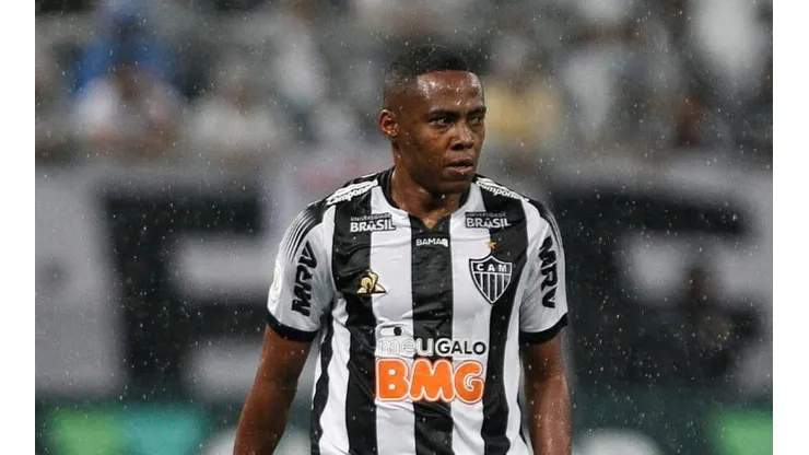 Após Anderson Martins, Bahia anuncia contratação do volante Elias
