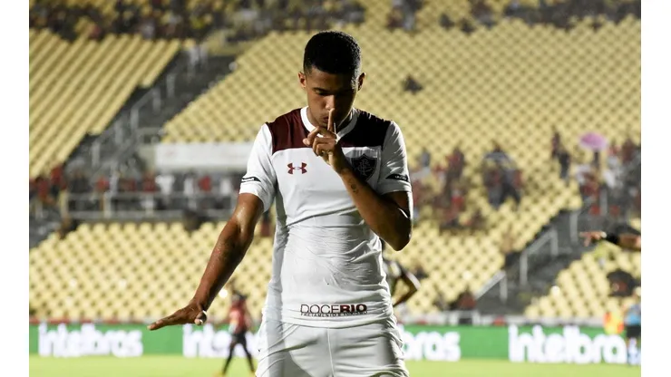 Marcos Paulo e Olympique: o que resta para o Flu vender o atacante