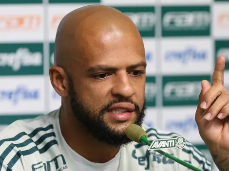 Felipe Melo se irrita com criticas a Luxemburgo e sai em defesa do treinador