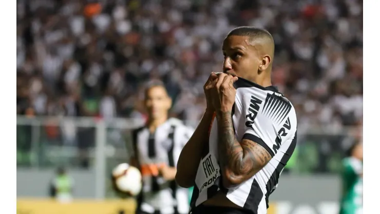 Valorização faz Galo antecipar sondagens da Europa e altera contrato de Jair