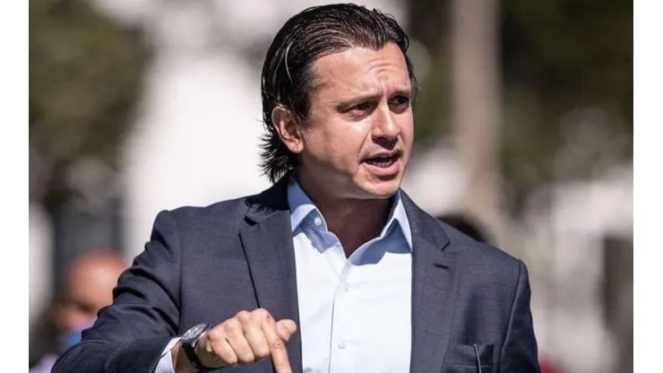 "Não adianta ameaçar jogador, nem destruir o patrimônio do clube", diz Sérgio Rodrigues
