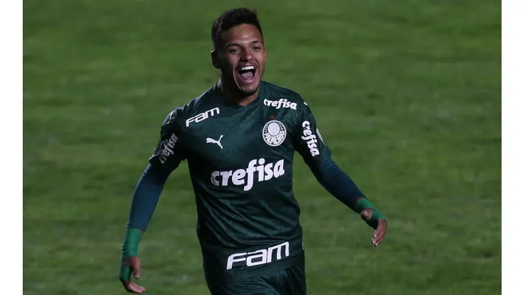 Tite pode convocar mais um da base do Palmeiras