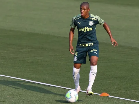 Danilo será titular do Palmeiras contra o Grêmio