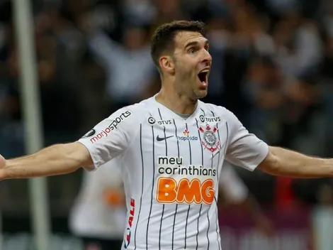 Desejo de Boselli pesa e interesse do Penarol pressiona Corinthians por renovação