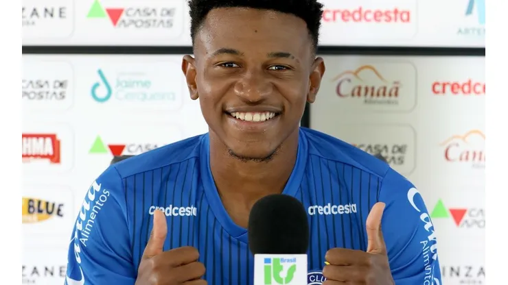 Ao receber elogios de Mano, Eric Ramires detalha nova posição em volta ao Bahia