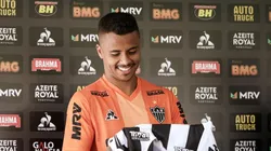 Allan exalta trabalho de Sampaoli à frente do Atlético