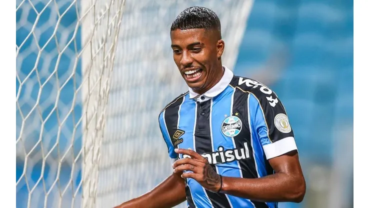Grêmio vê Palmeiras atrás de camisa 10 e Luxemburgo pede Jean Pyerre