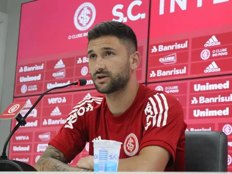 Coudet prioriza Gre-Nal e escala equipe alternativa diante do Fortaleza