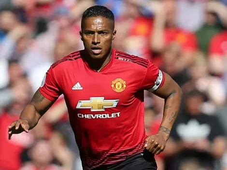 Vasco busca lateral e analisa Valencia, ex-Manchester United