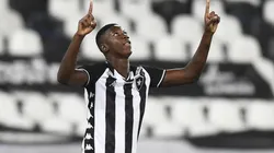 Artilheiro da noite, Babi alerta para jogo de volta contra o Vasco