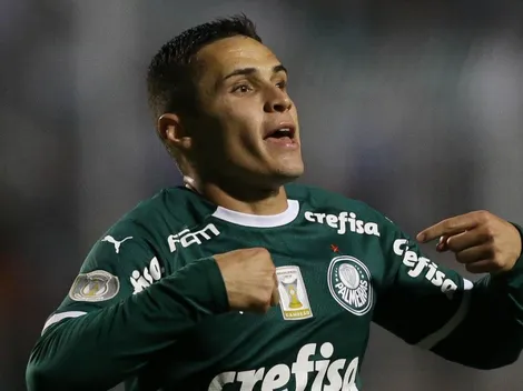 Fora de posição, Veiga admite papo com Luxa: "Não é onde me sinto melhor"