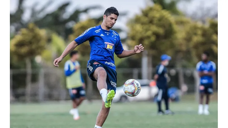 Ney Franco atualiza situações de Daniel Guedes e Marquinhos Gabriel