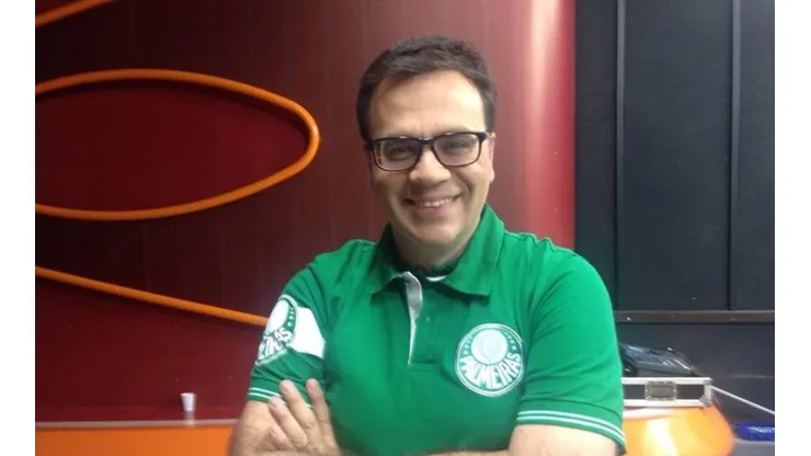 Mauro Beting “janta” crítico por transmissão do Palmeiras no SBT