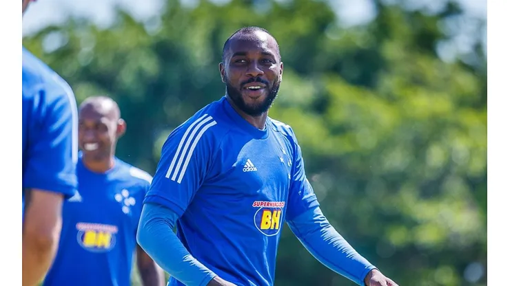 Bahia faz contato para contratar Manoel