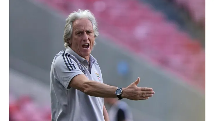 Benfica de Jorge Jesus é eliminado na 'Pré-Champions' e Nação não perdoa