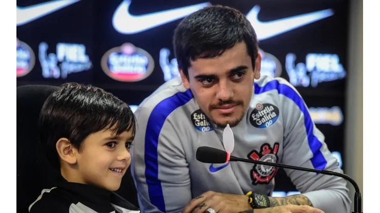Filho de Fagner é ameaçado após lateral ser expulso