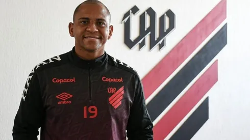 Walter relembra das dificuldades que enfrentou para dar a volta por cima no futebol