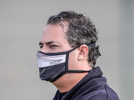 "Manobra" de Mattos e Sampaoli deixa meia com um pé fora do Galo