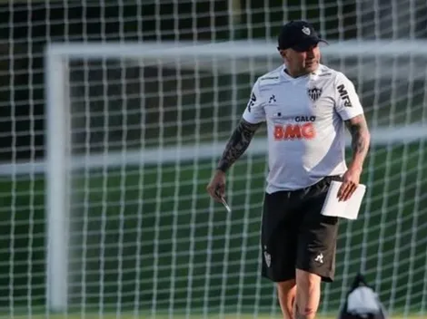 Sampaoli desaprova como negociação entre Atlético e Thiago Neves foi conduzida