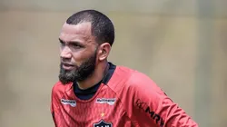 Everson causa “dança das cadeiras” e Mattos encaminha saída de goleiro