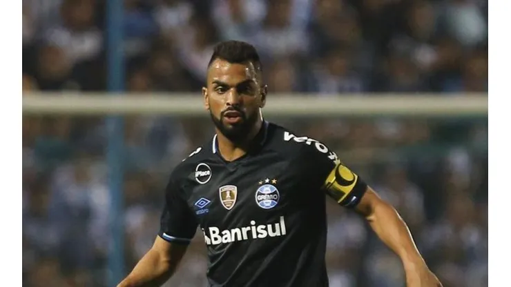 Maicon é cortado de viagem e Grêmio acumula baixa de peso na Libertadores