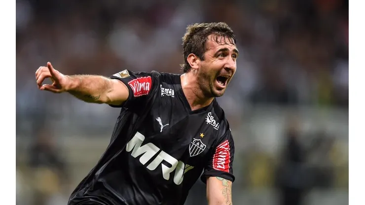 Agente de Lucas Pratto confirma proposta do Galo pelo atacante