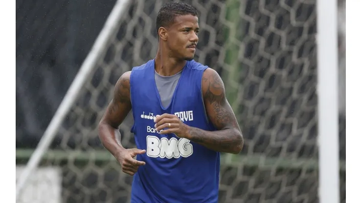 Catatau se emociona com o seu primeiro gol no Vasco